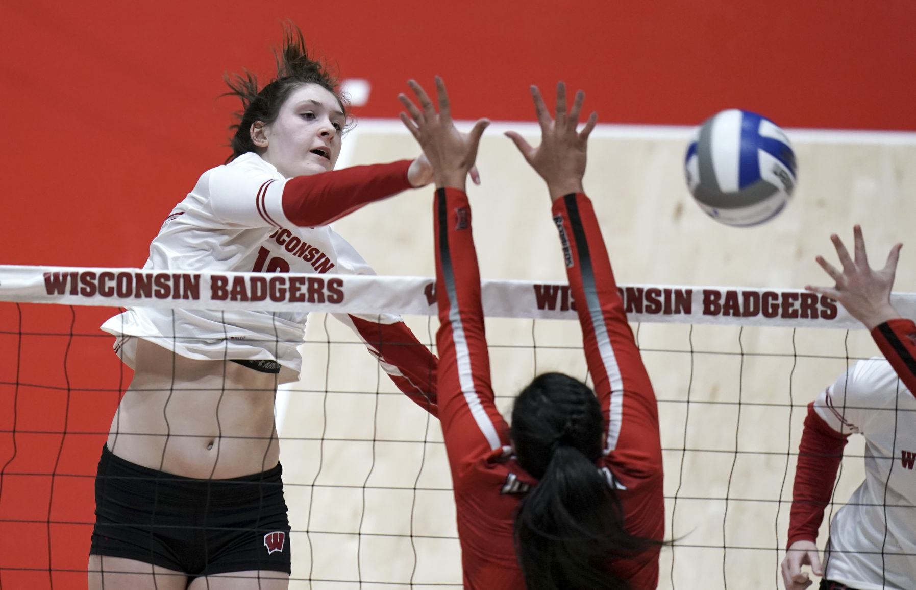 Badgers 3, Illinois State 0